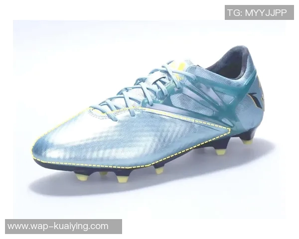 探索足球鞋的魅力与设计风格,尽显运动激情与时尚元素的完美结合 探索足球鞋的魅力与设计风格,尽显运动激情与时尚元素的完美结合